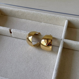 Elara Earrings