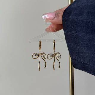 Belle Earrings