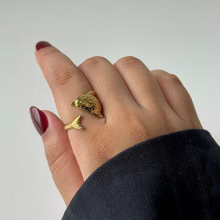 Dolphin Ring
