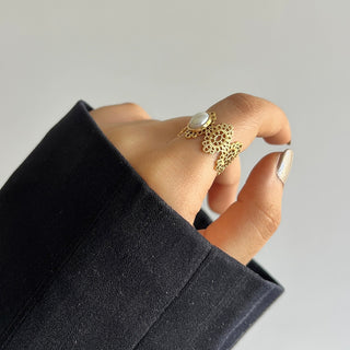 Opaline Ring