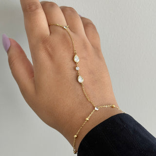 Nyla Hand Chain
