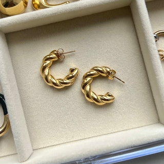 Gemma Hoops