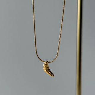 Croisant Necklace