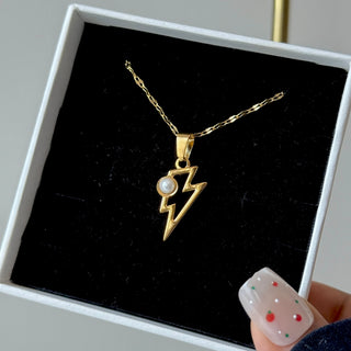 Jolt Necklace