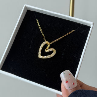 Amour Necklace