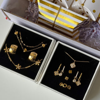 Corporate Girlie - Mini Advent Calendar