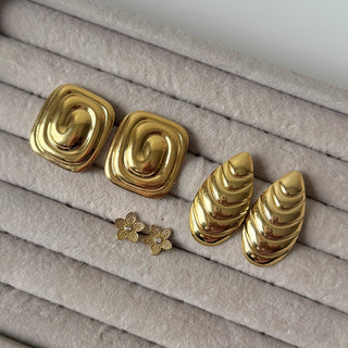 Essential Earrings Set 1.0