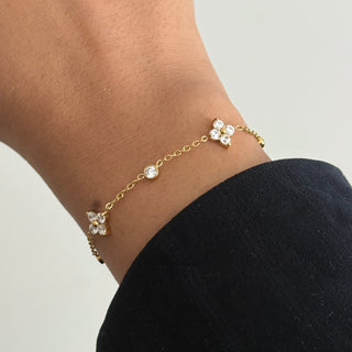 Daisy Drape Bracelet