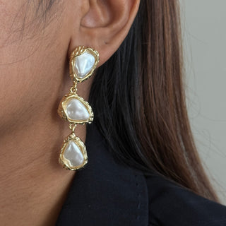 Urvi Earrings