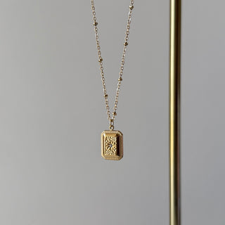 Mia Necklace