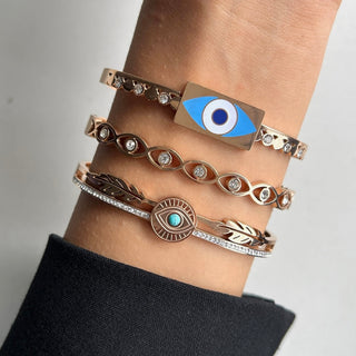 Eye Catching Bracelet