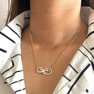 Twist And Turn Necklace