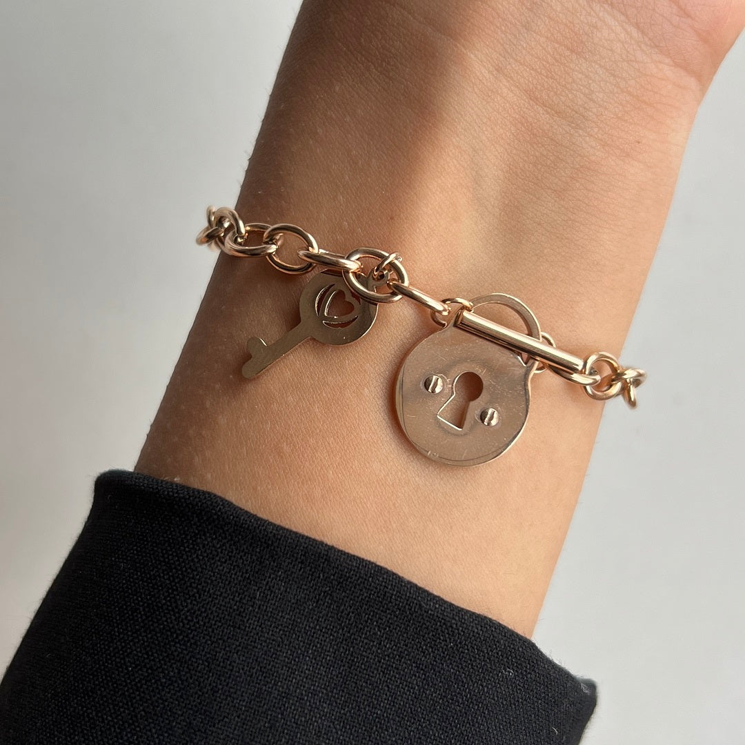 Buy New Fashion Couple Bracelet & Necklace Concentric Lock Love Lock,  Bracelet Necklace Couple Suit Heart Bangle, Lock Necklace, Gift for Her  Online in India - Etsy